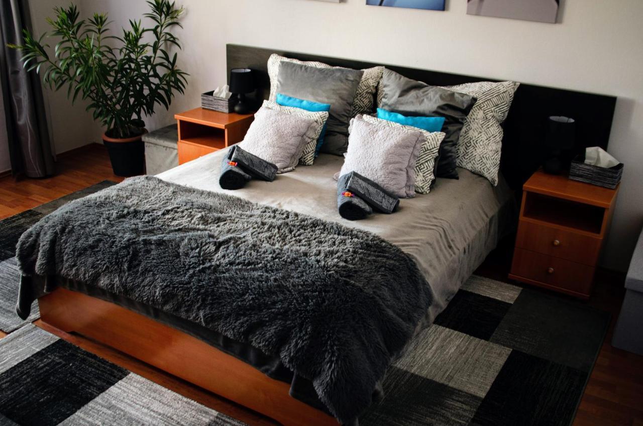 Gyogyvoelgy Apartman エゲルサローク エクステリア 写真